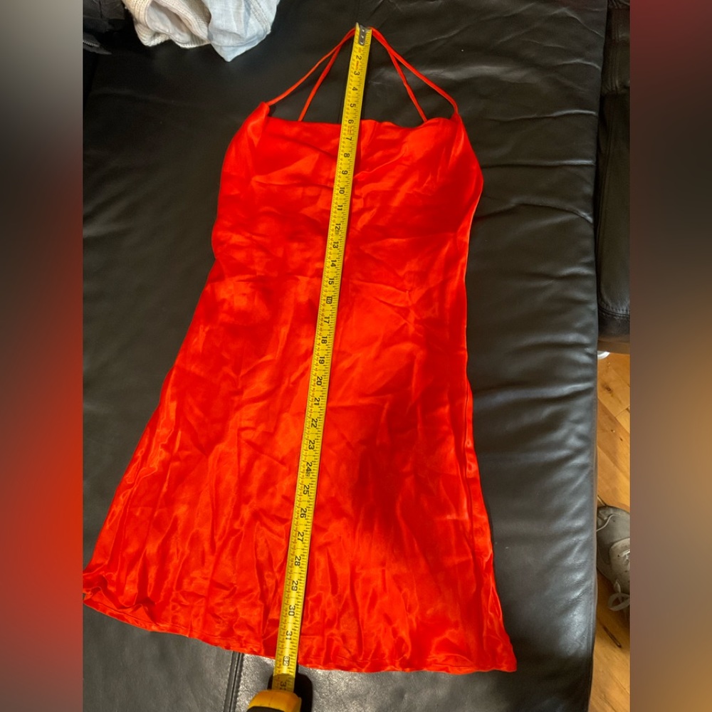 SHORT SATIN EFFECT DRESS
Zara - Picture 9 of 16